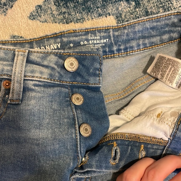 Light wash jeans - Picture 3 of 3